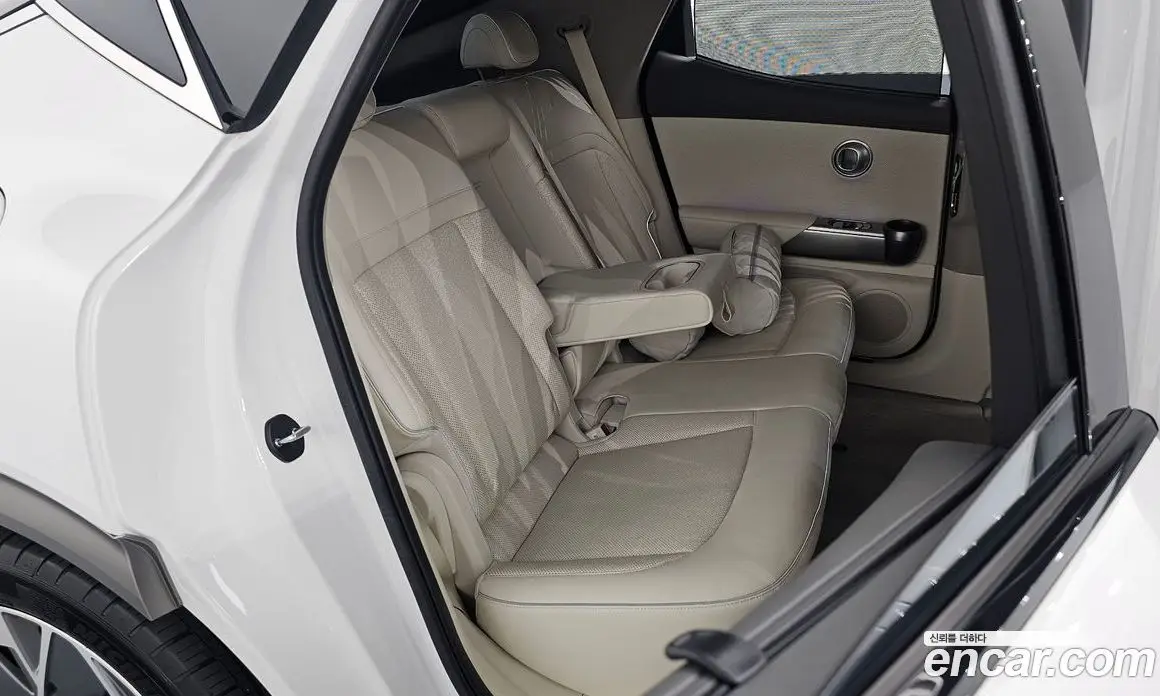 Genesis GV60 2022 0.1 автомат (гидро), фото 16