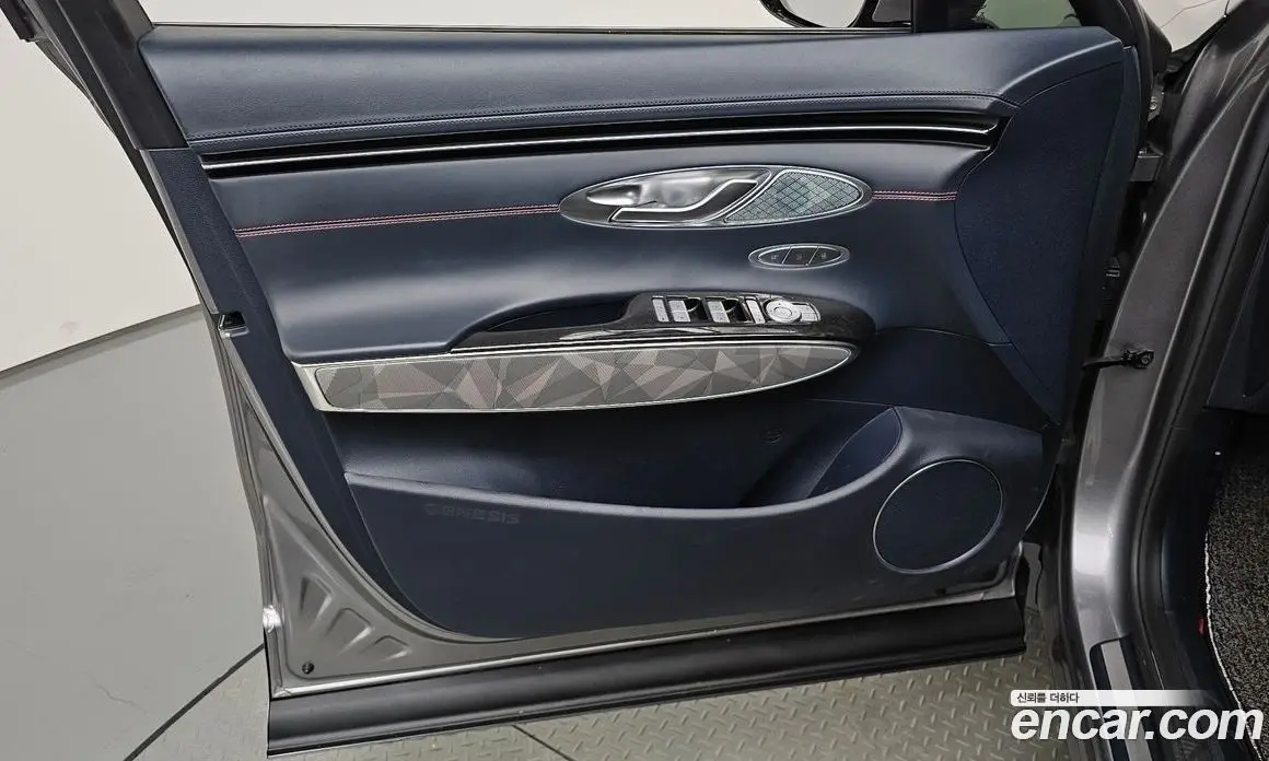Genesis GV70 2021 2.5 автомат (гидро), фото 13