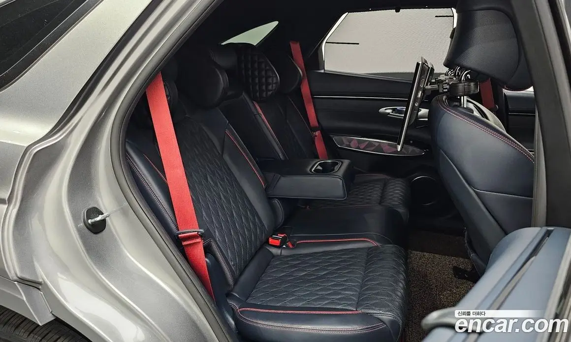 Genesis GV70 2021 2.5 автомат (гидро), фото 17