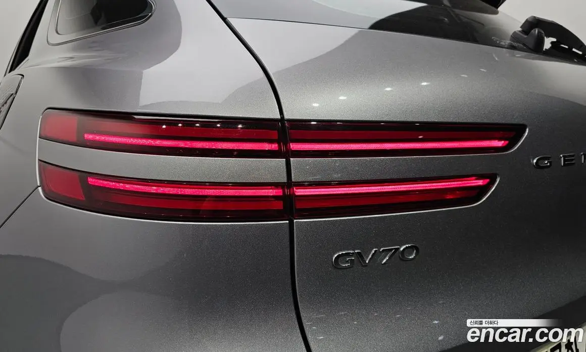 Genesis GV70 2021 2.5 автомат (гидро), фото 8