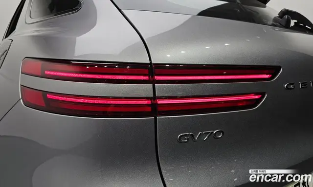 Genesis GV70 2021 2.5 автомат (гидро), миниатюра 8