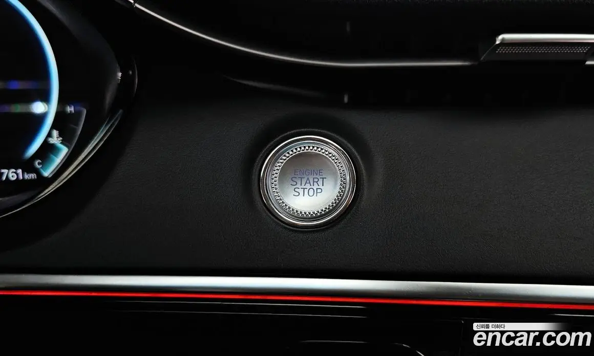 Genesis GV70 2022 2.5 автомат (гидро), фото 24