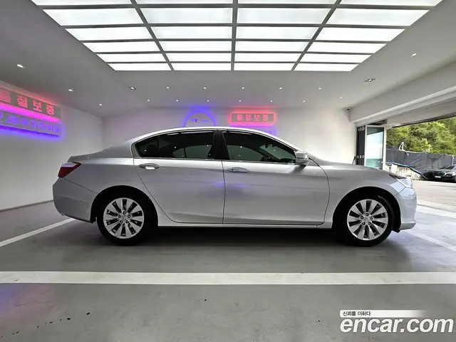 Honda Accord 2014 2.5 автомат (гидро), миниатюра 8
