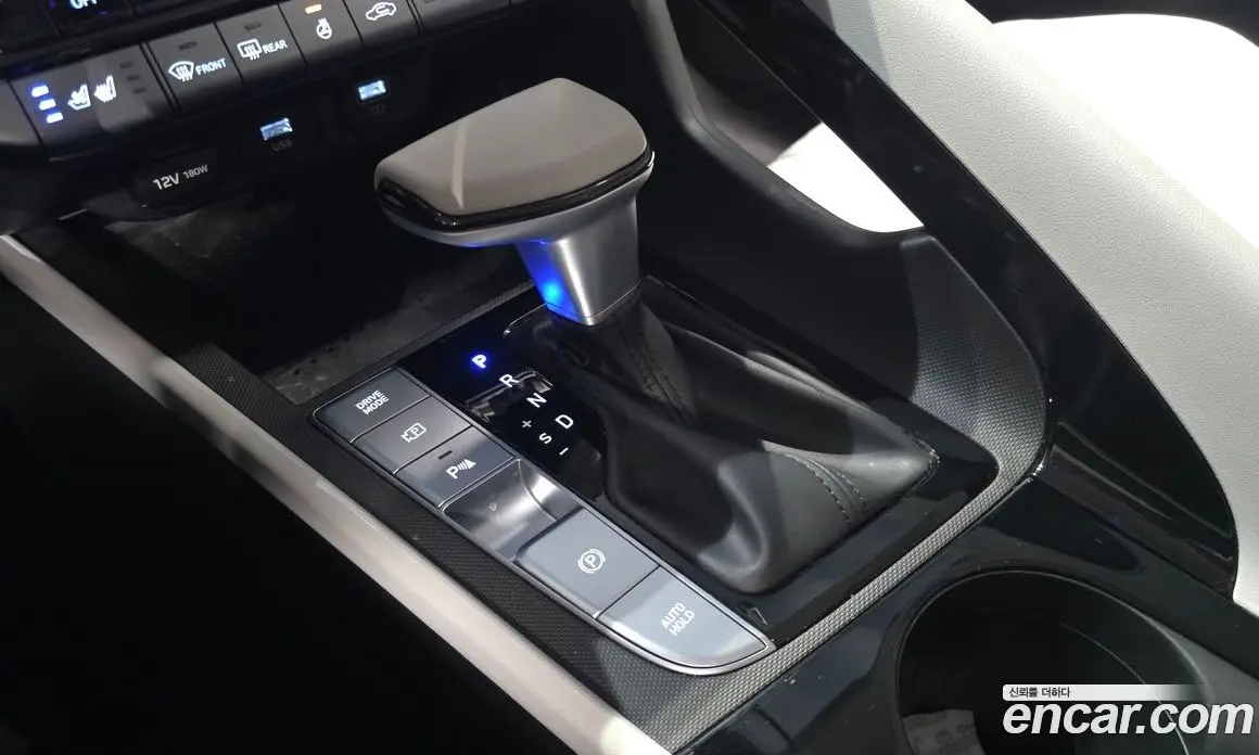 Hyundai Avante 2020 1.6 автомат (гидро), фото 12