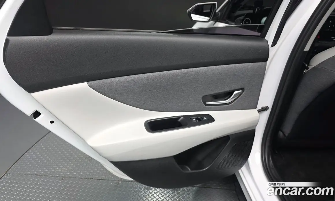 Hyundai Avante 2020 1.6 автомат (гидро), фото 15
