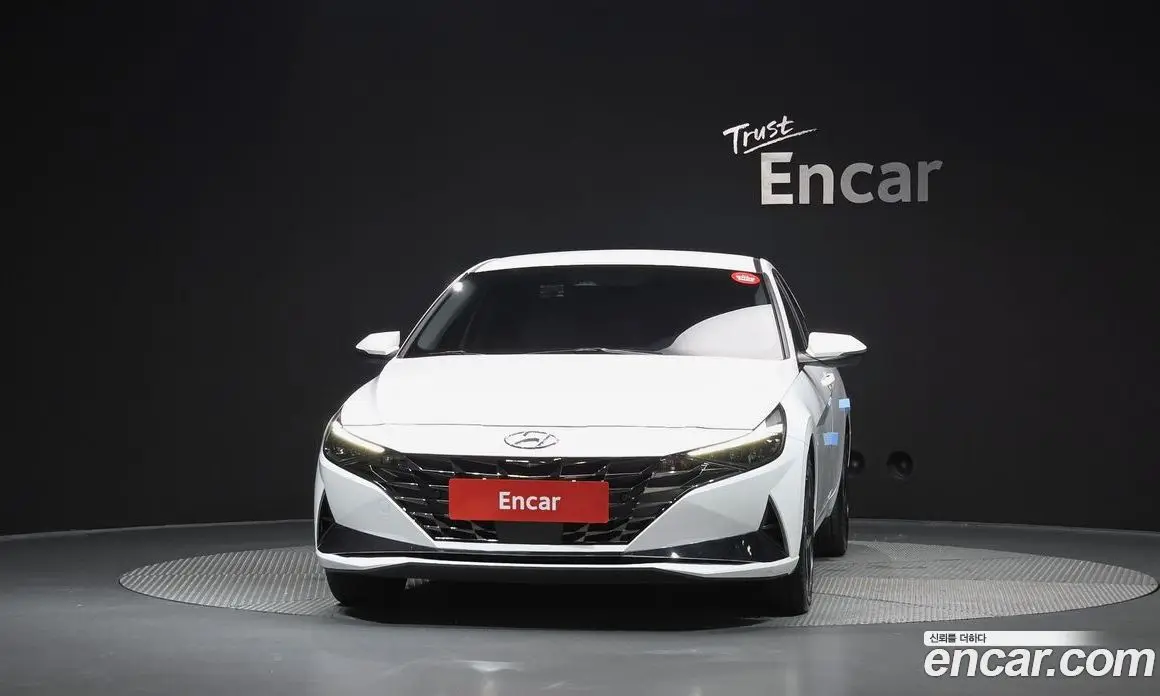 Hyundai Avante 2020 1.6 автомат (гидро), фото 3