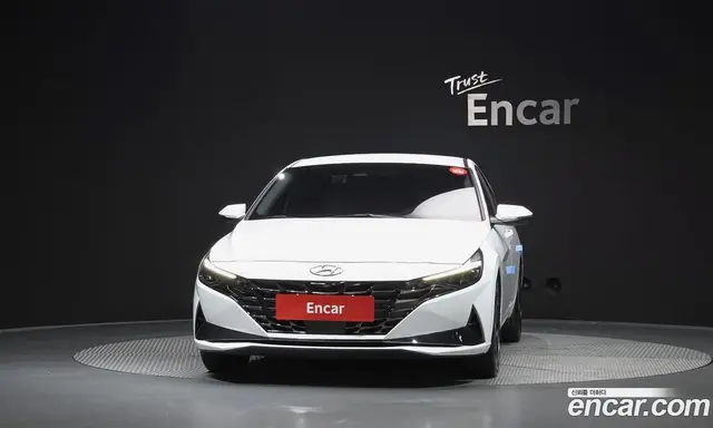 Hyundai Avante 2020 1.6 автомат (гидро), миниатюра 3