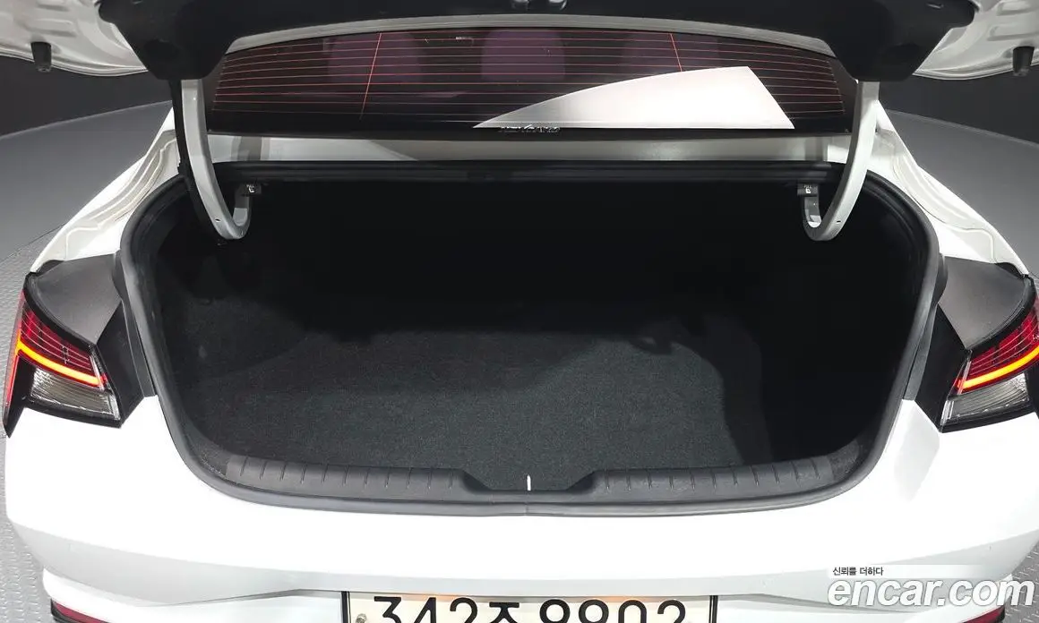 Hyundai Avante 2020 1.6 автомат (гидро), фото 26