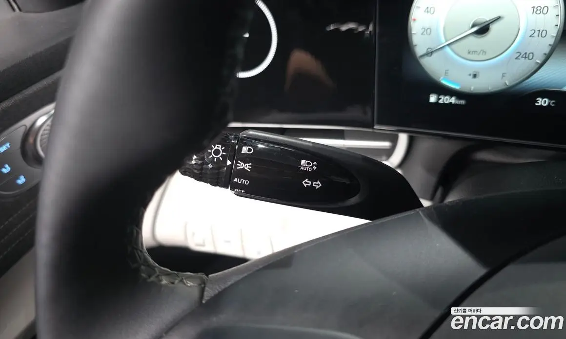Hyundai Avante 2020 1.6 автомат (гидро), фото 28