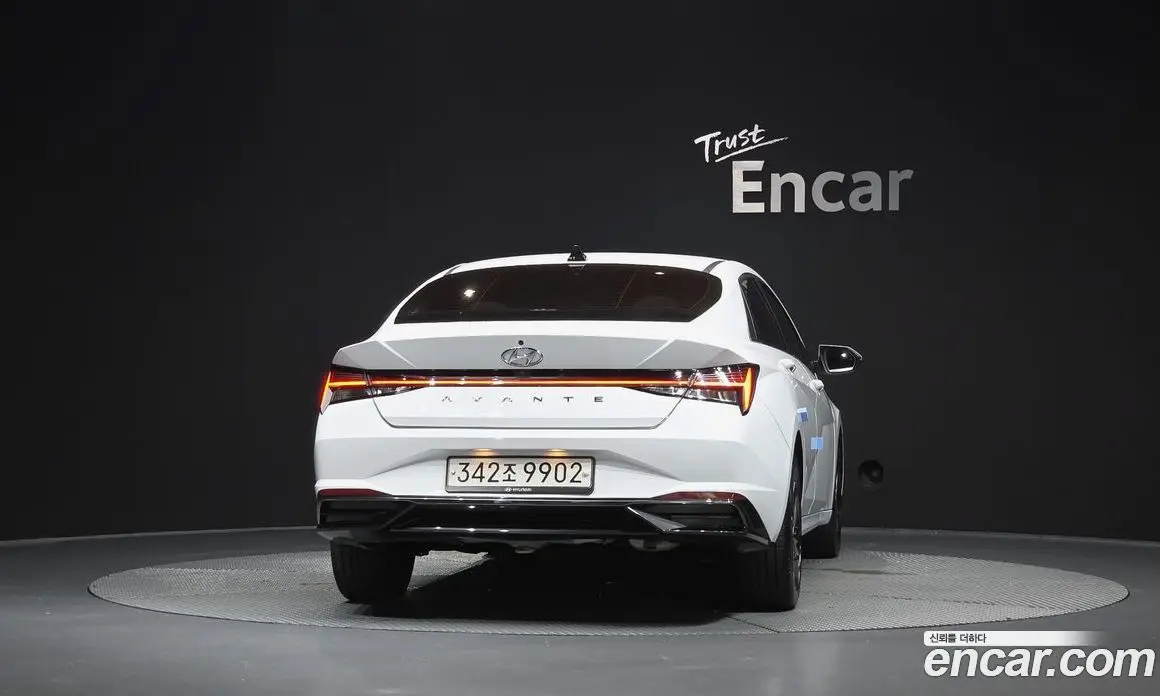 Hyundai Avante 2020 1.6 автомат (гидро), фото 4