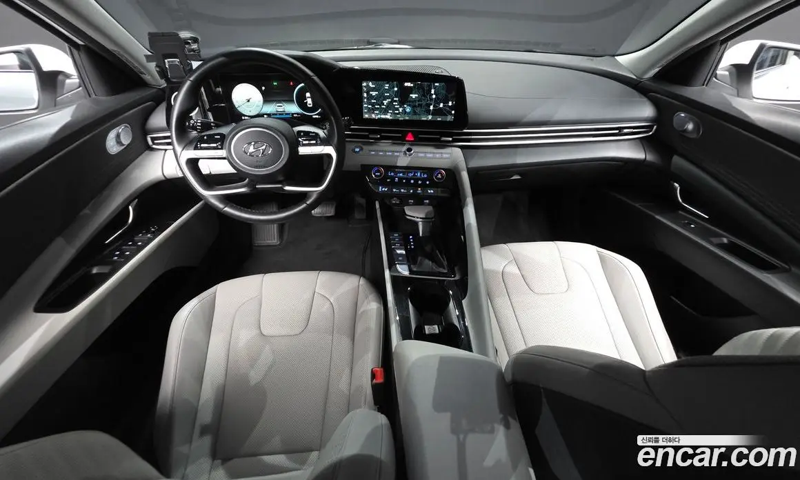 Hyundai Avante 2020 1.6 автомат (гидро), фото 10