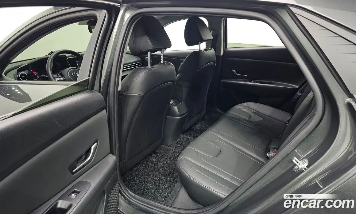 Hyundai Avante 2020 1.6 автомат (гидро), фото 11