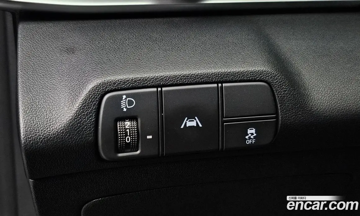 Hyundai Avante 2020 1.6 автомат (гидро), фото 14