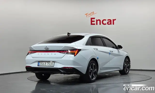 Hyundai Avante 2021 1.6 автомат (гидро), миниатюра 2