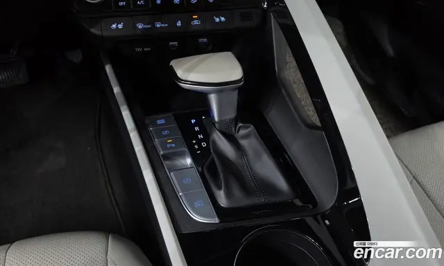 Hyundai Avante 2021 1.6 автомат (гидро), миниатюра 12