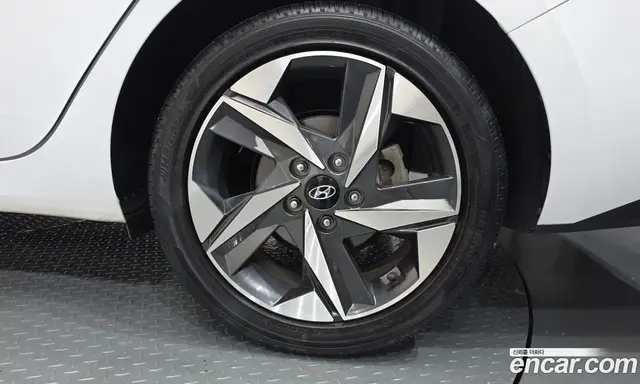 Hyundai Avante 2021 1.6 автомат (гидро), миниатюра 7