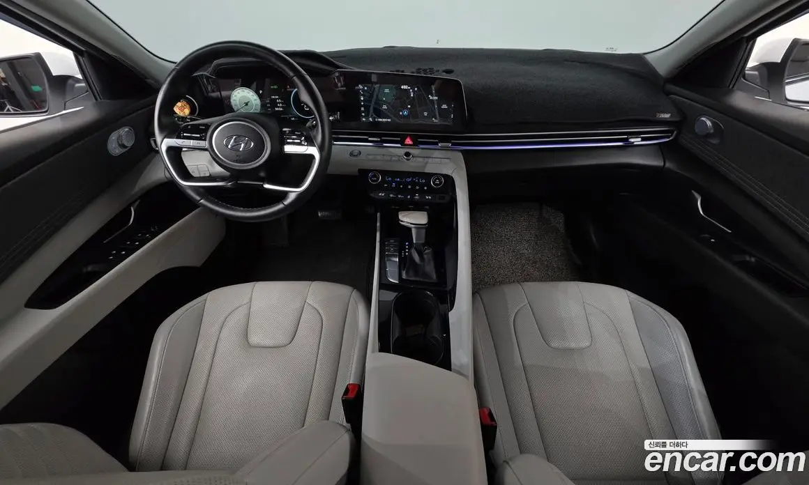 Hyundai Avante 2021 1.6 автомат (гидро), фото 10
