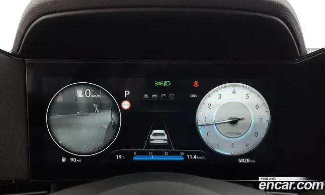 Hyundai Avante 2024 1.6 автомат (гидро), миниатюра 11