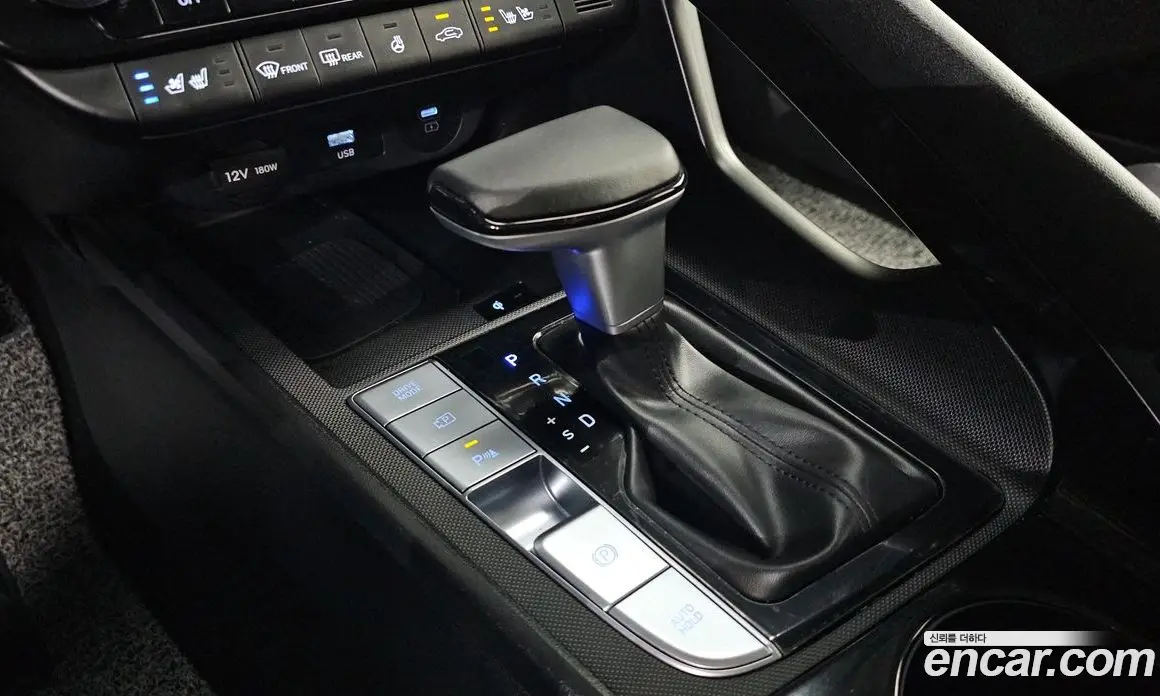 Hyundai Avante 2025 1.6 автомат (гидро), фото 12