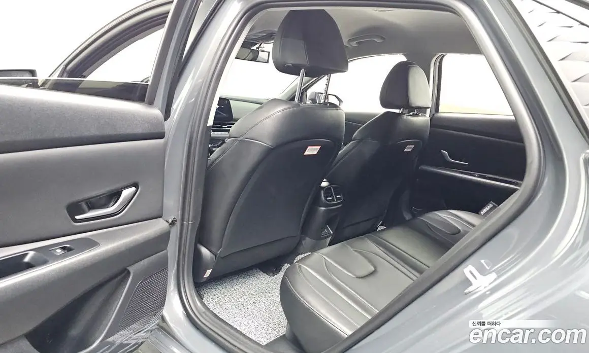 Hyundai Avante 2025 1.6 автомат (гидро), фото 17