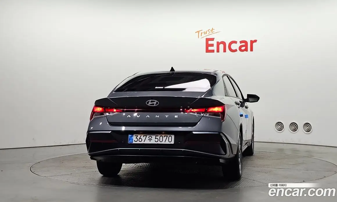 Hyundai Avante 2025 1.6 автомат (гидро), фото 4
