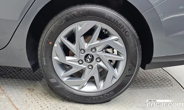 Hyundai Avante 2025 1.6 автомат (гидро), миниатюра 7