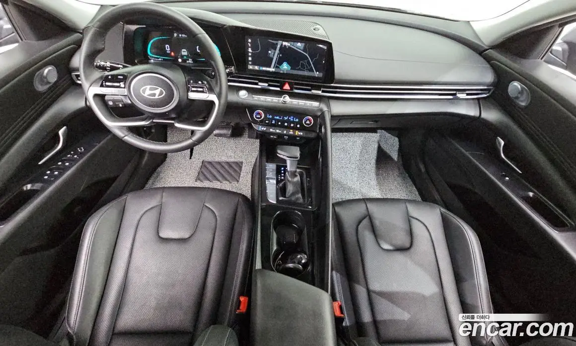 Hyundai Avante 2025 1.6 автомат (гидро), фото 10