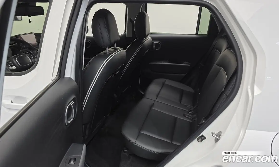 Hyundai Casper 2022 1.0 автомат (гидро), фото 12