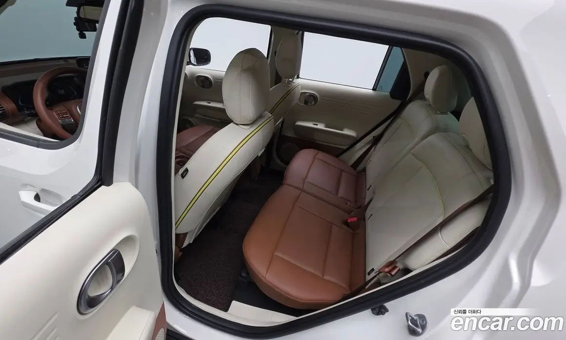 Hyundai Casper 2024 1.0 автомат (гидро), фото 16