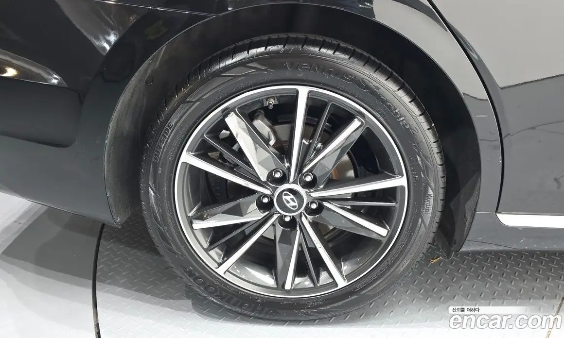 Hyundai Grandeur 2021 2.5 автомат (гидро), фото 5