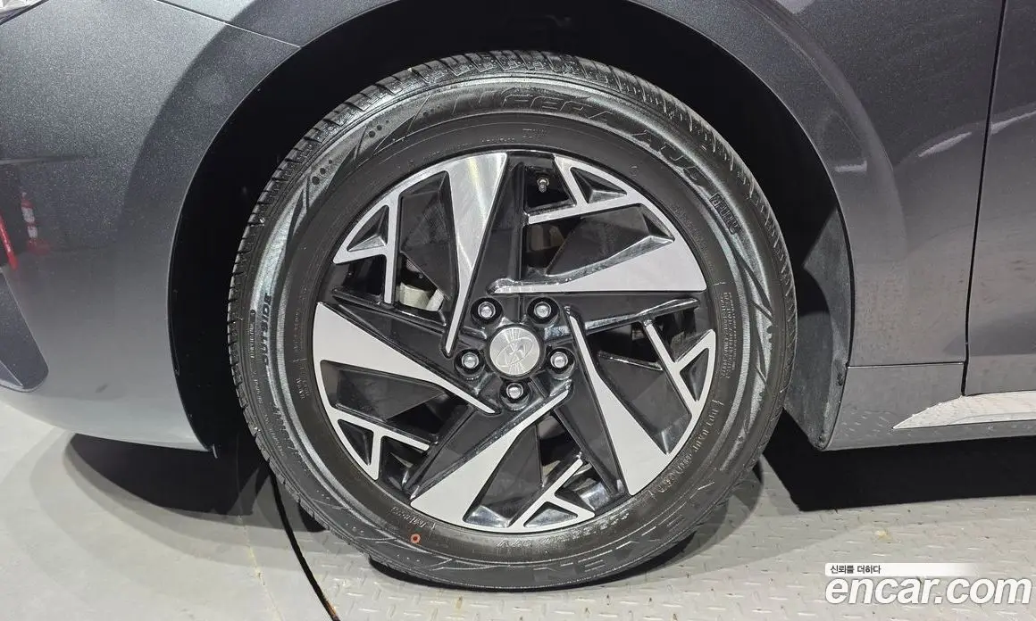 Hyundai Grandeur 2021 2.4 автомат (гидро), фото 5