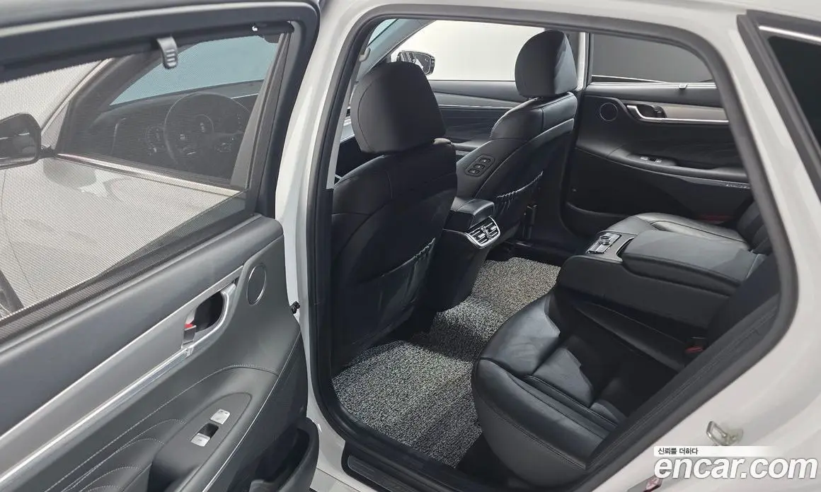 Hyundai Grandeur 2021 2.4 автомат (гидро), фото 17