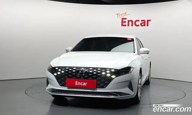 Hyundai Grandeur 2021 2.4 автомат (гидро), миниатюра 3