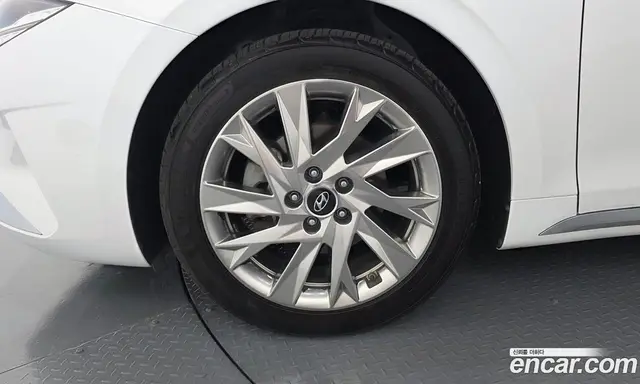 Hyundai Grandeur 2021 2.4 автомат (гидро), миниатюра 5