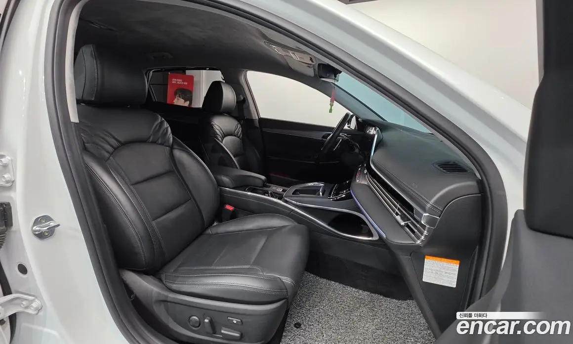 Hyundai Grandeur 2021 2.4 автомат (гидро), фото 10