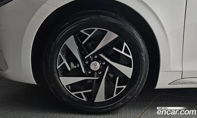 Hyundai Grandeur 2022 2.4 автомат (гидро), миниатюра 5