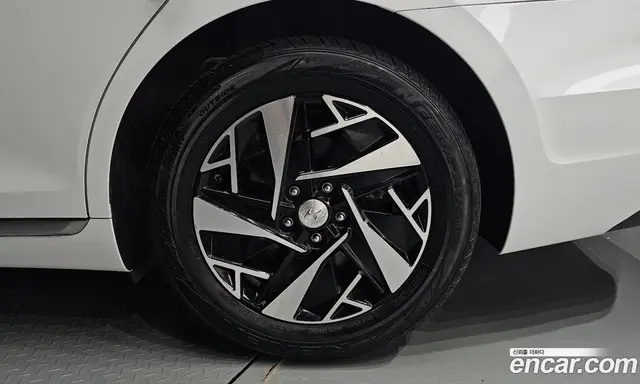 Hyundai Grandeur 2022 2.4 автомат (гидро), миниатюра 7