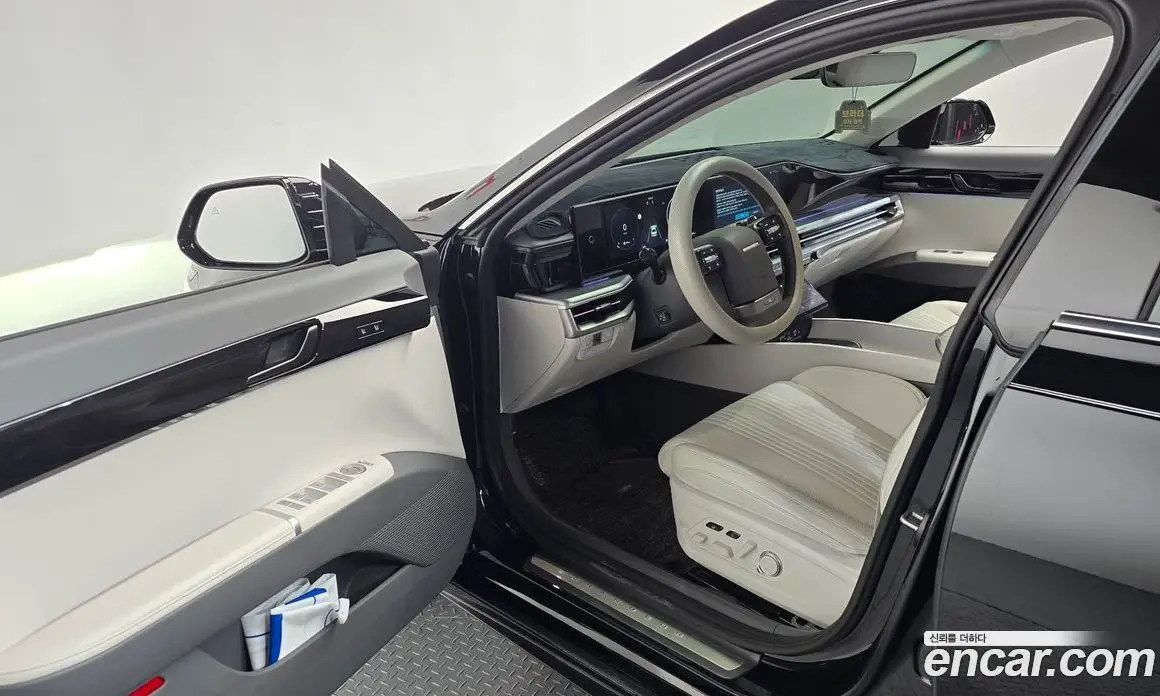 Hyundai Grandeur 2023 2.5 автомат (гидро), фото 10