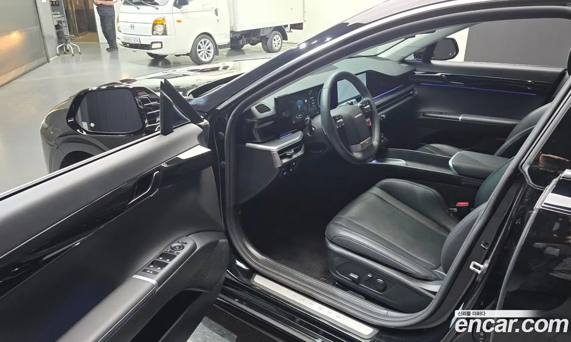 Hyundai Grandeur 2023 2.5 автомат (гидро), фото 13