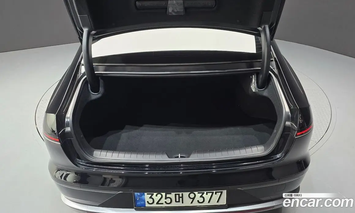 Hyundai Grandeur 2023 2.5 автомат (гидро), фото 32