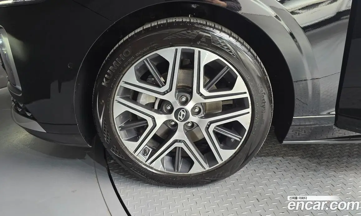 Hyundai Grandeur 2023 2.5 автомат (гидро), фото 5