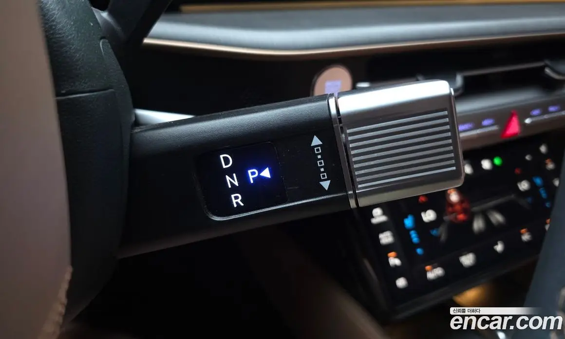 Hyundai Grandeur 2023 1.6 автомат (гидро), фото 12