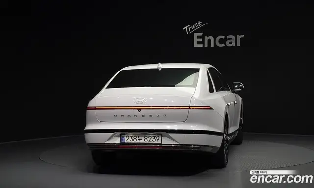 Hyundai Grandeur 2023 1.6 автомат (гидро), миниатюра 4
