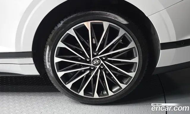 Hyundai Grandeur 2023 1.6 автомат (гидро), миниатюра 7