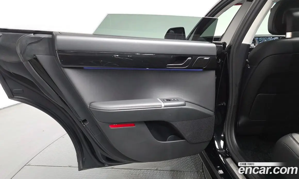 Hyundai Grandeur 2023 2.5 автомат (гидро), фото 14