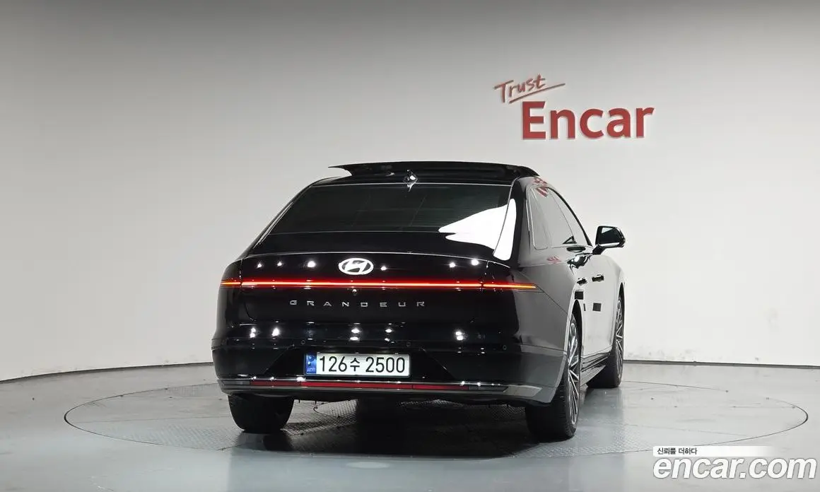 Hyundai Grandeur 2023 2.5 автомат (гидро), фото 3