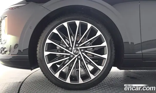Hyundai Grandeur 2023 2.5 автомат (гидро), миниатюра 4