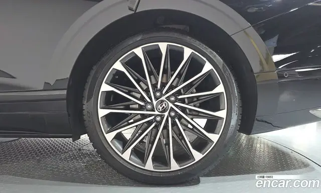 Hyundai Grandeur 2023 2.5 автомат (гидро), миниатюра 6