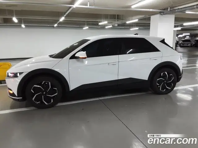 Hyundai Ioniq 5 2023 автомат (гидро), миниатюра 7