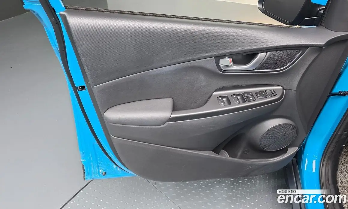 Hyundai Kona 2022 1.6 автомат (гидро), фото 14
